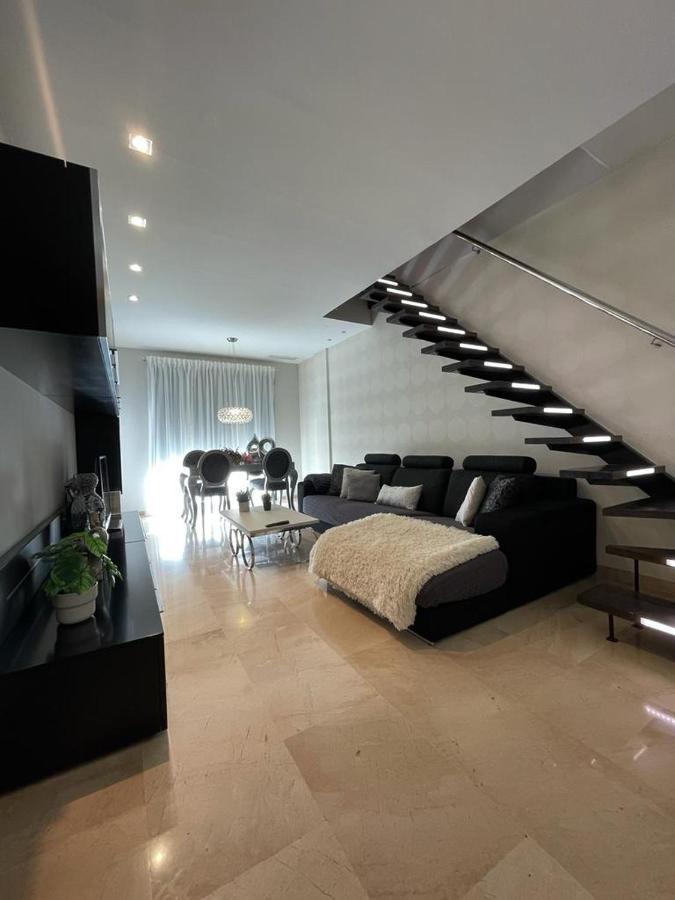 Penthouse In Elche Apartment Екстериор снимка